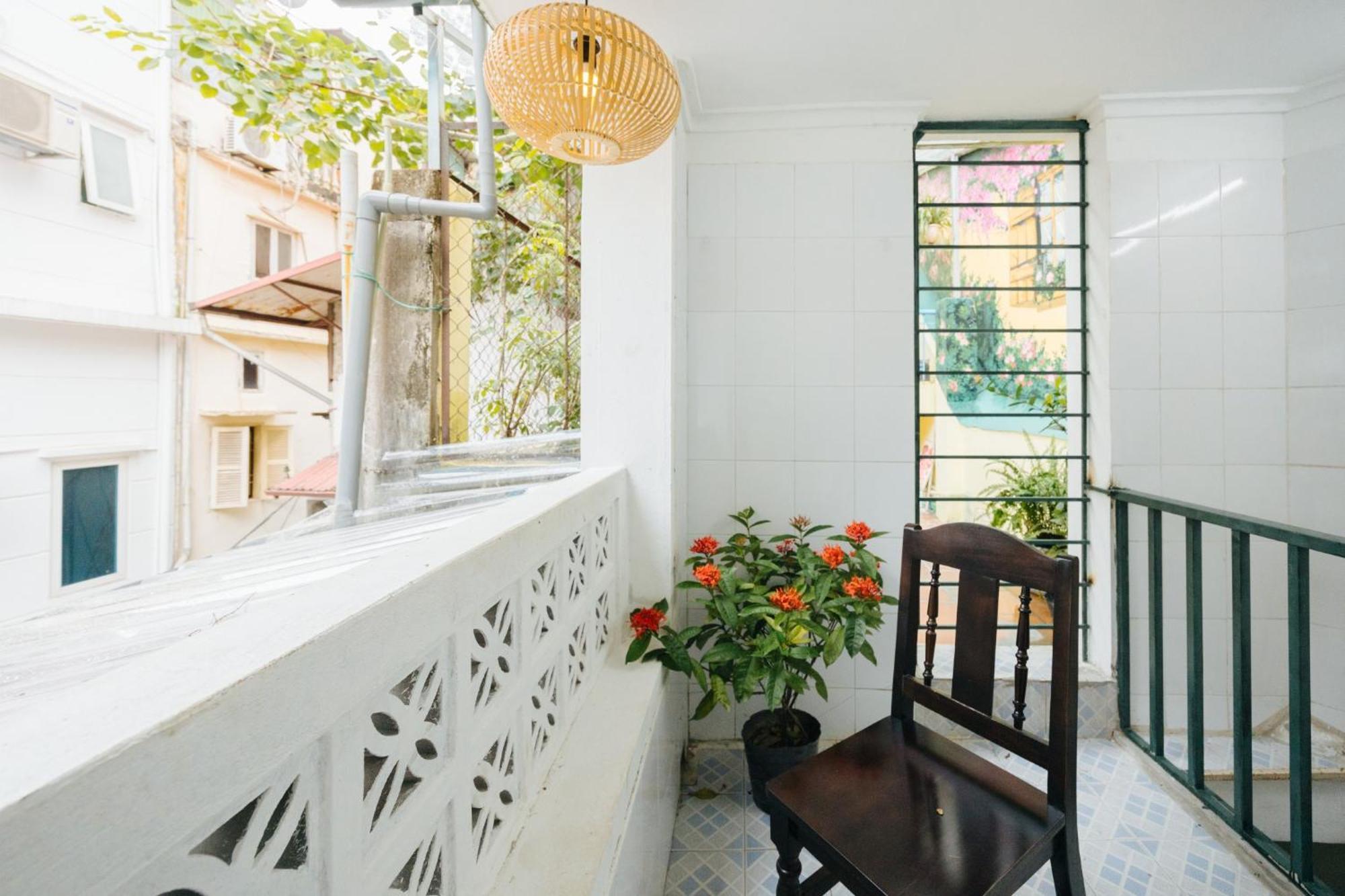 Homestay And Eggcoffee Central Hanoi Old Quarter ภายนอก รูปภาพ