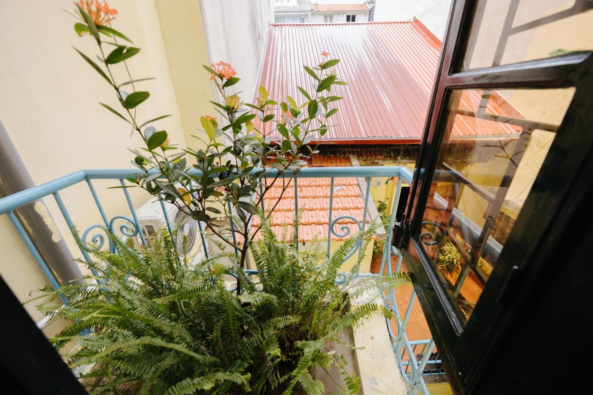Homestay And Eggcoffee Central Hanoi Old Quarter ภายนอก รูปภาพ