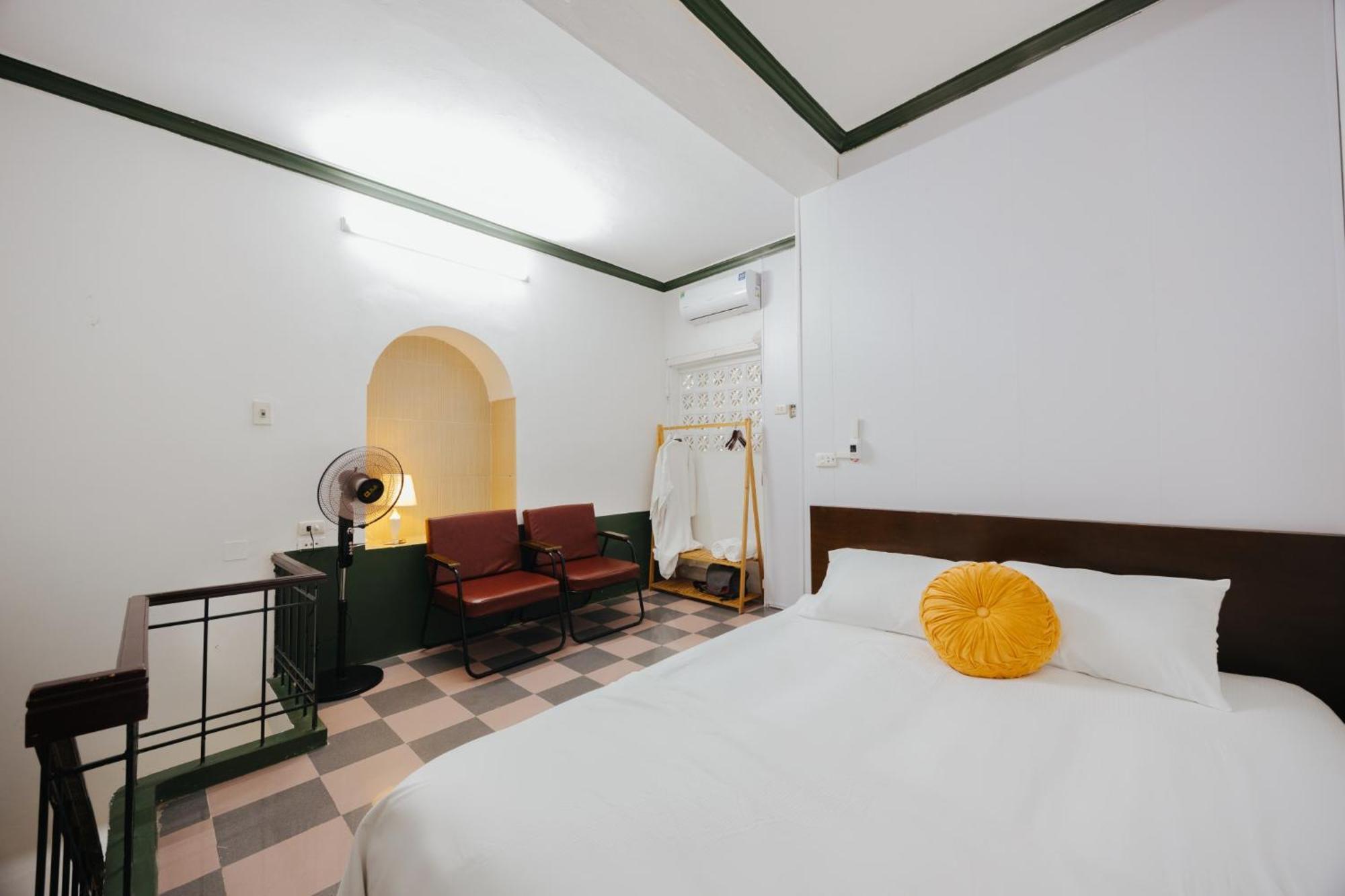 Homestay And Eggcoffee Central Hanoi Old Quarter ภายนอก รูปภาพ
