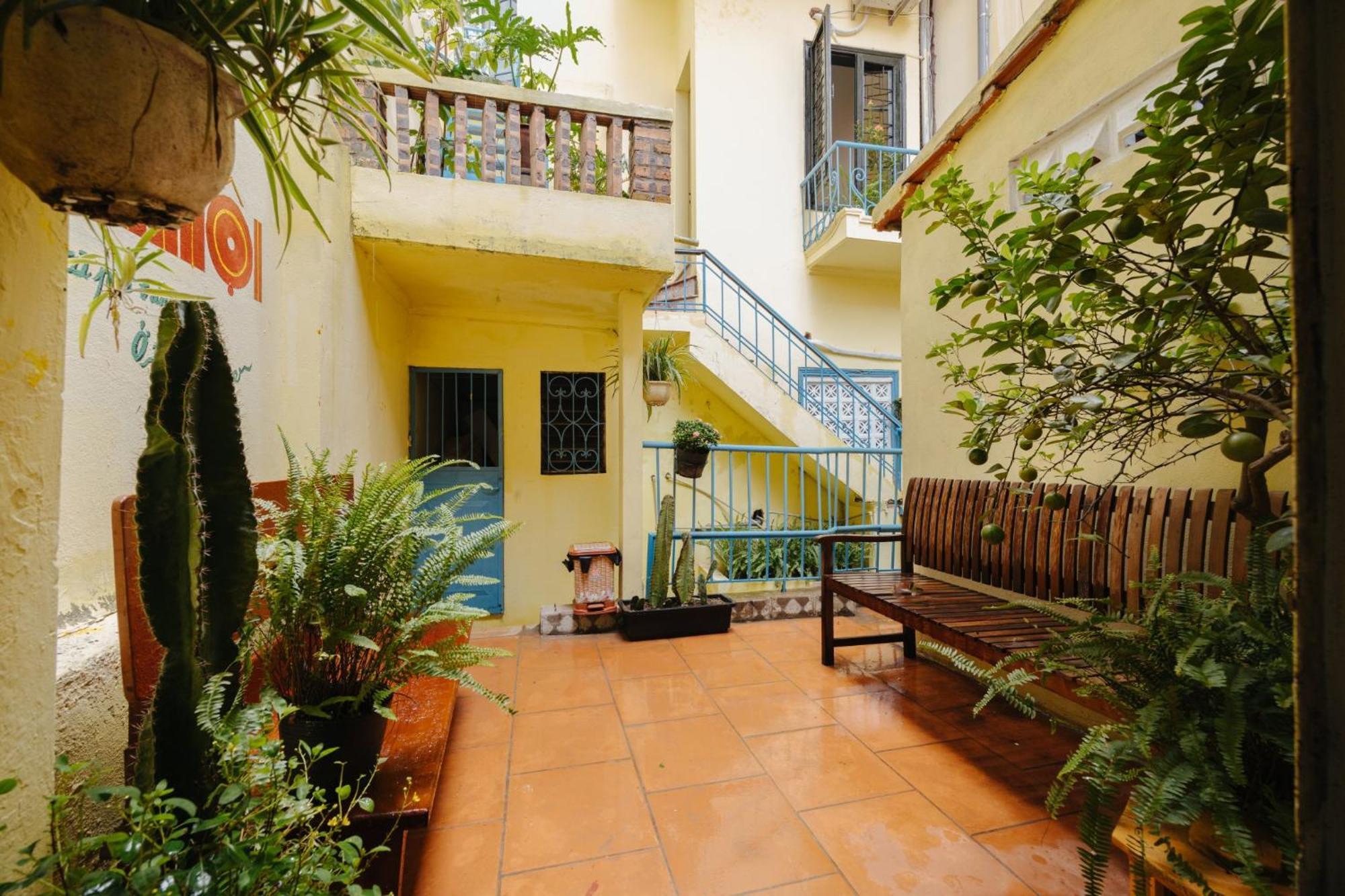 Homestay And Eggcoffee Central Hanoi Old Quarter ภายนอก รูปภาพ
