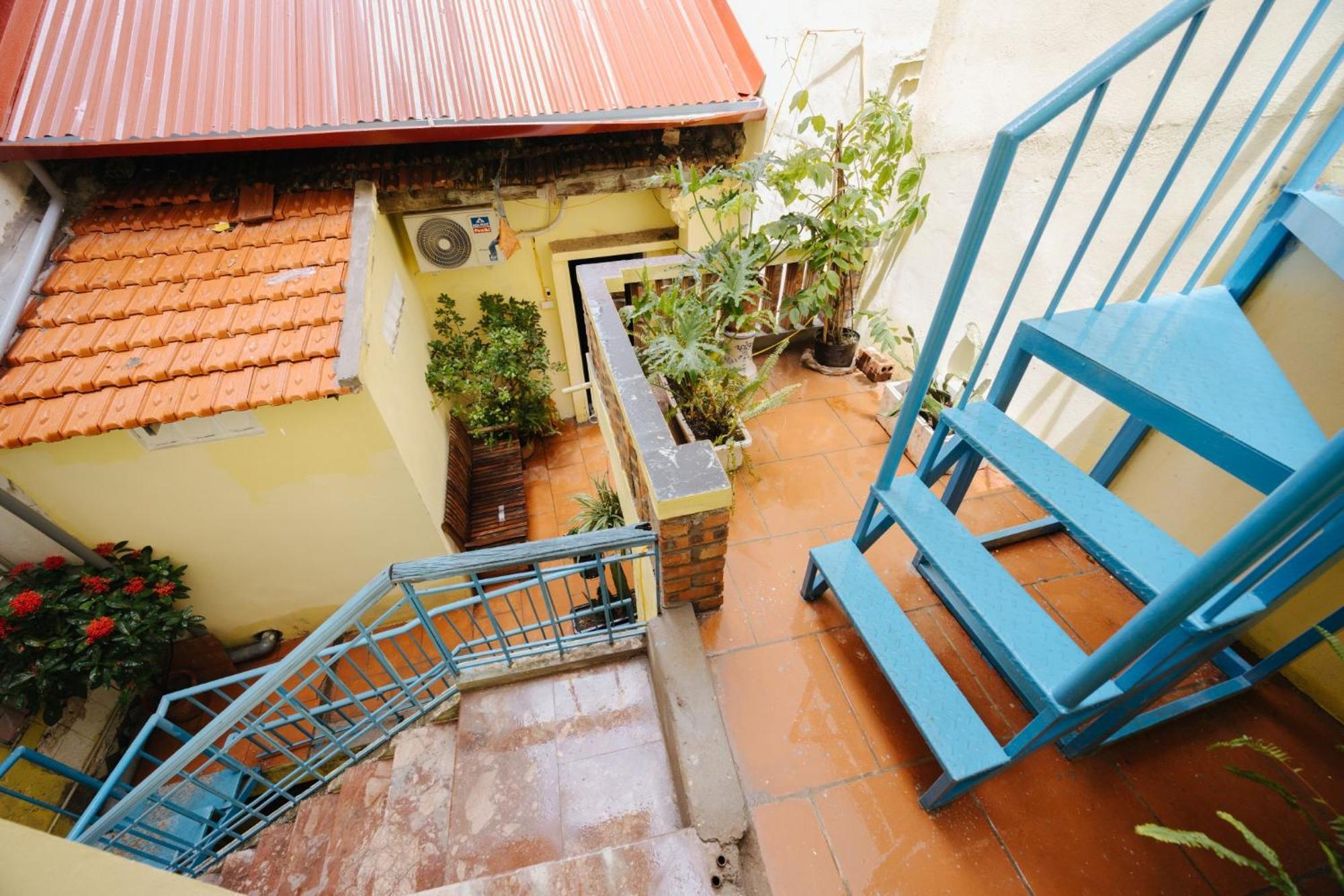 Homestay And Eggcoffee Central Hanoi Old Quarter ภายนอก รูปภาพ